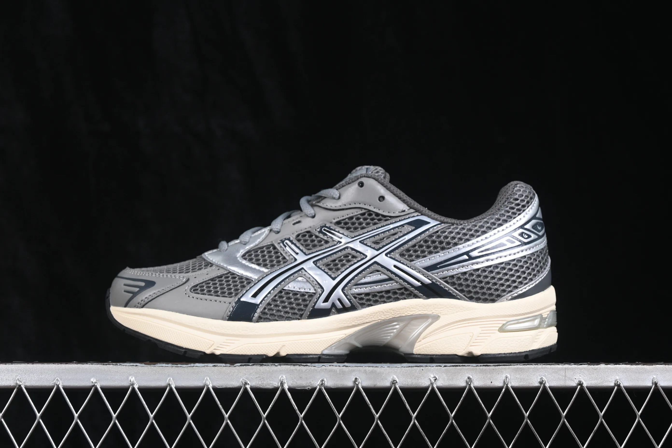 All categories Asics Asics series Asics Tiger GEL-1130 Asics Tiger GEL-1130 Asics outdoor style low-top casual sports running shoes 1201A256-026